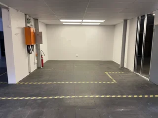 328 SQM MINI INDUSTRIAL WAREHOUSE IN KYA SAND, RANDBURG, JOHANNESBURG.