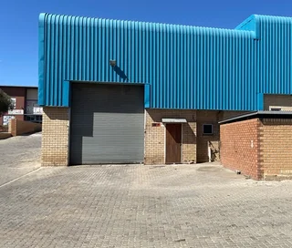 603 SQM A-GRADE SHOWROOM WITH OFFICES AND WAREHOUSE IN NORTH RIDING, RANDBURG, JOHANNESBURG.