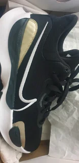 Nike Renew Elevate UK 8, Brand New