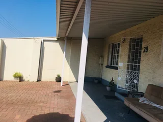 Female room to share at Umbilo