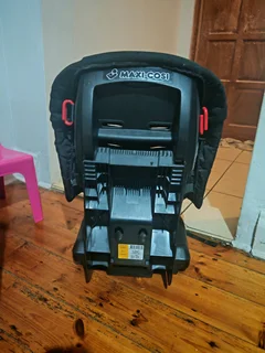 Car seat for sale