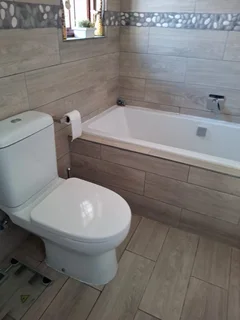 House Share : Mill Hill Terrace, Bryanston - R 5,500