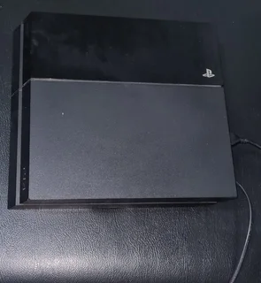 PlayStation 4 - Ad posted by Ozii Hoosen