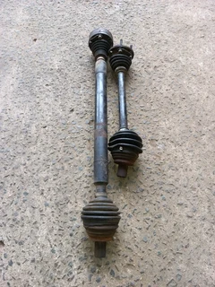 Vw Caddy 05-09 Cv drive shafts complete