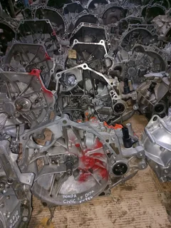 Honda civic 1.7i V-TEC gearboxes