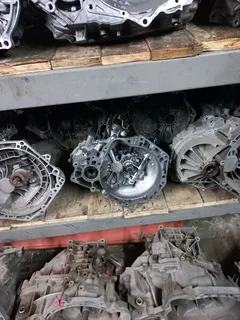 Suzuki swift gearbox (cable type)