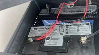 Mercer Power supply with 2 battries