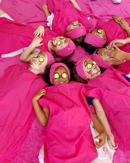 Princess Pamper PartyPrincess Pamper Party is a mobile party.