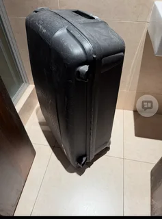 Samsonite 360 hard shell suitcase