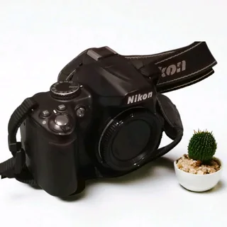 Nikon D3000 18-55 Vr Kitd3000 Af-s Nikkor 18-55mm F/3.5-5.6g Vr