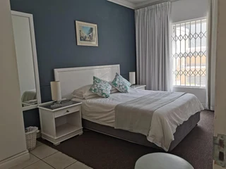 Extra Large Top Floor Flat