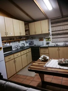 UILENKRAALSMOND GANSBAAI