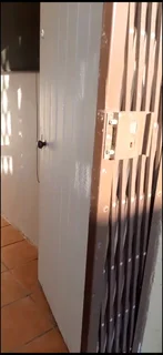 Separate  entrance room