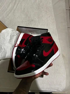 Sneaker - Ad posted by wanda mahlase