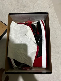 Sneaker - Ad posted by wanda mahlase