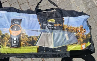 Campmaster Family Cabin 900 Plus tent