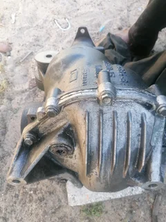 2003 Jaguar S Type 3.0i V6 Rear Differential Available