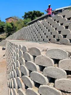 RETAINING WALLS BOUNDARY WALLS