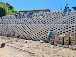 RETAINING WALLS BOUNDARY WALLS