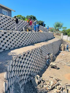 Retaining Walls Paving