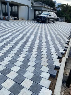 Brick Paving Coble stones paving