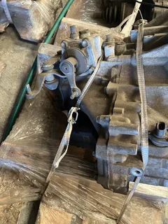 TOYOTA GEARBOX MANUAL 1.3 YARIS T3