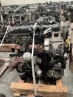 Hyundai 2.5 Black Cover H1 2009-15 (d4cb-a)