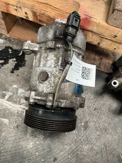 VW GOLF MK1 2.0 AIR CON PUMP (ADY)