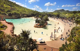 Sun City R14000  6 sleeper (Weekend)