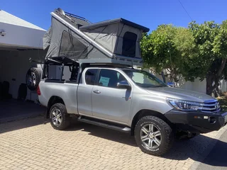 2019 Toyota Hilux 2.8  4x4  Extended Cab camper