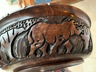 Carved wooden fruit / salad bowl