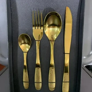Perfect Dealz 4 Piece Stainless Steel Cutlery Set - Gold
