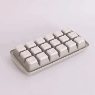 Perfect Dealz Plastic Ice Cube Tray with Lid