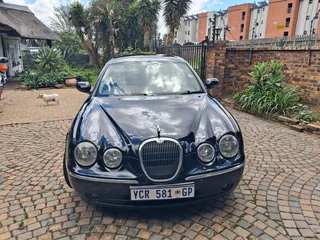 2006 Jaguar S-type 2.7 se bi-turbo diesel.