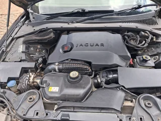 2006 Jaguar S-type 2.7 se bi-turbo diesel.