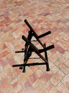 Heavy-duty Guitar Amp Stand For Sale In Very Good Condition!