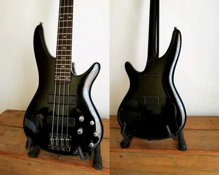 Ibanez Soundgear SR520 BK Electric BASS guitar Bartolini pups NEW strings in Hard case IMMACULATE!