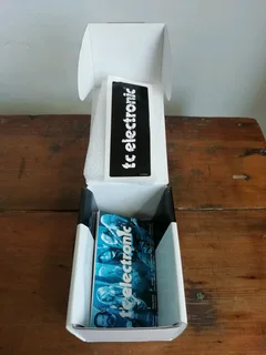 TC Electronic Rottweiler metal Distortion guitar effects pedal IMMACULATE like new Spotless in box!