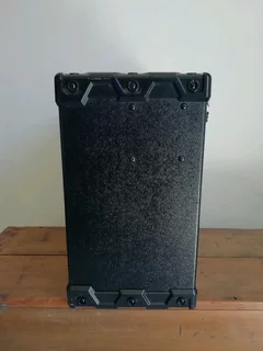 Roland CUBE 80XL 80watt electric guitar amp with modulation and effects EXCELLENT condition