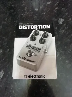 TC Electronic Rottweiler metal Distortion guitar effects pedal Like new condition in box SPOTLESS!