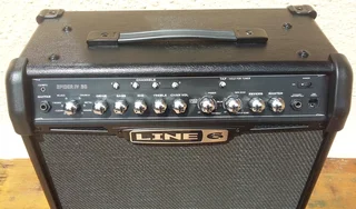 Line 6 Spider I V 30watt electric guitar amp w/ modulation and effects IMMACULATE like new SPOTLESS!