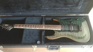 Genuine leather hard case for electric guitar EXCELLENT condition with keys!