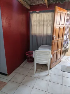 Room to let in secure yard