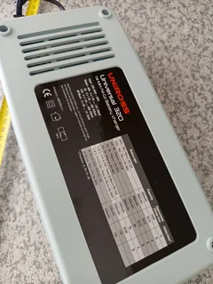 Uniross charger new