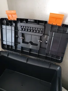 Toolboxes still good condition like new both R300