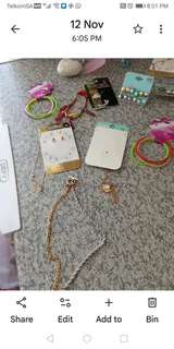 Costume jewelry new R220 the whole bag full