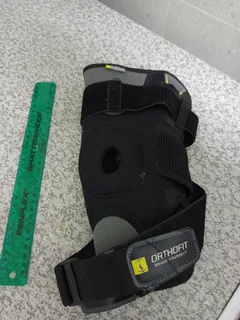 Knee brace good condition good quality