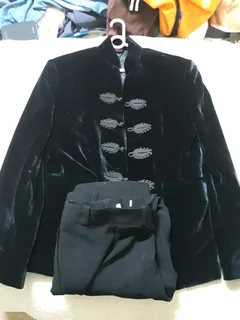 Seema Kapadia Suit -RARE-