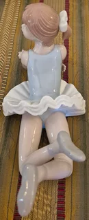 並Ballerina並 Lying Down Porcelain Sculpture [Figurine/Statuette] by Nadal {RARE!} (Worth $53!)