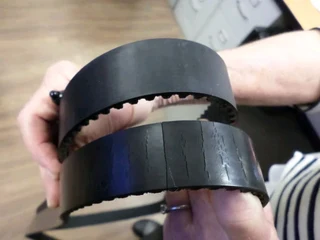 Cam belt replacement 7